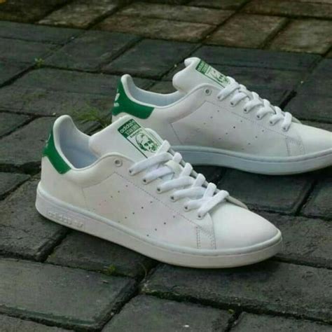 Harga Online Sepatu adidas Stan Smith Original .